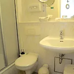 奥弗斯酒店 4* 梅尔斯堡