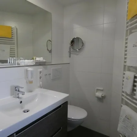 Seehotel Off Otel 4*