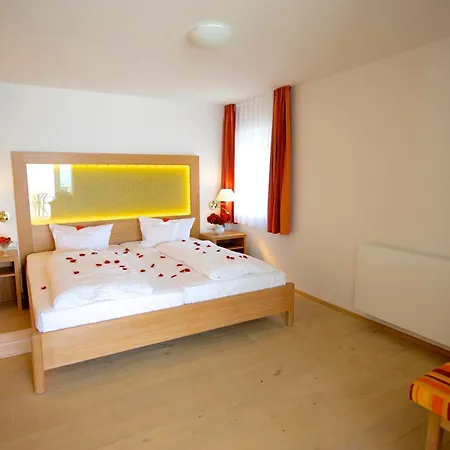 호텔 Seehotel Off 미르스부르크