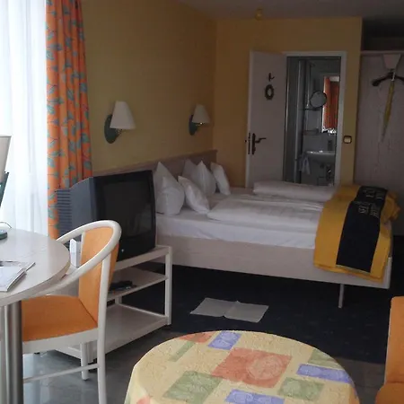Seehotel Off 4*