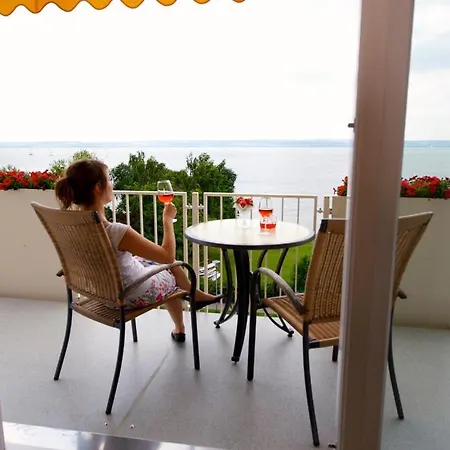 Seehotel Off 호텔 4*