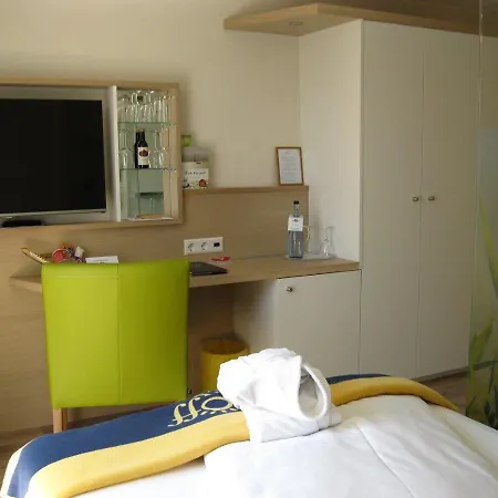 Seehotel Off 미르스부르크